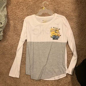 Minions long sleeve tee size medium